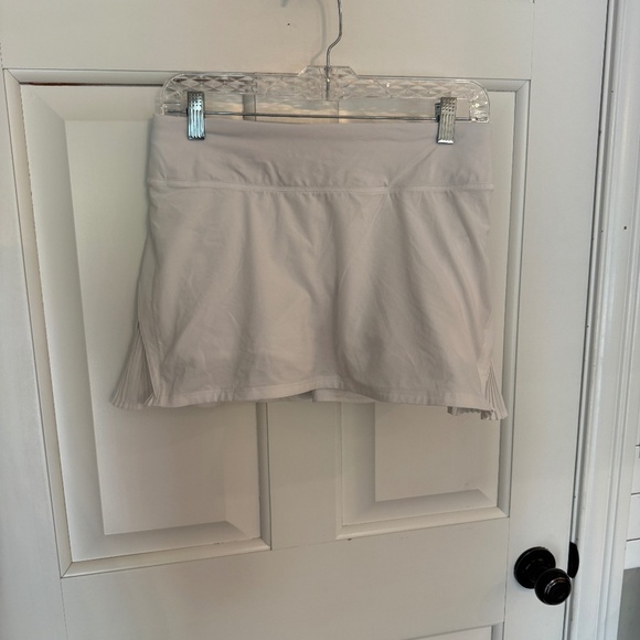 Lululemon Playoff Pleats Tennis Skort White 45594 - Picture 6 of 16